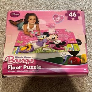 Minnie Mouse floor puzzle